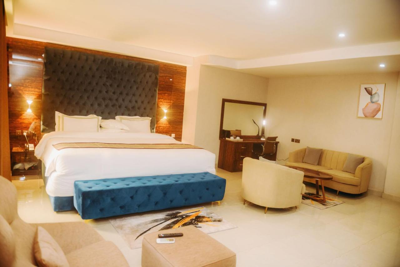 Waldorf Blu Hotel Awka Dış mekan fotoğraf